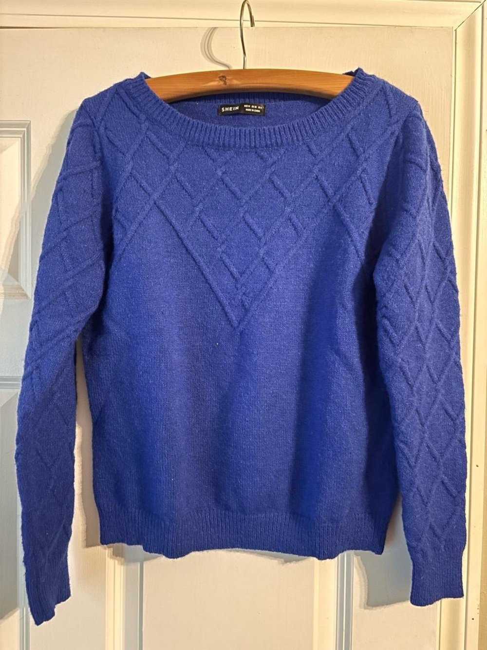 SHEIN Cobalt Blue Diamond-Texture Crewneck Sweater